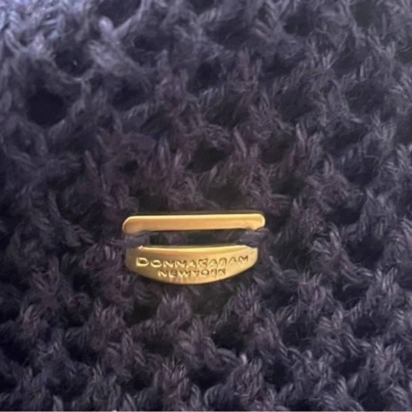 DONNA‎ KARAN Women's Navy Blue Sleeveless Crochet and Knit Top Small | NWT - Picture 7 of 8